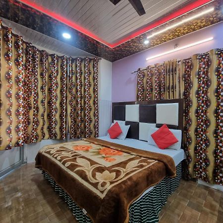 Hotel Sunbeam Далхаузі Екстер'єр фото
